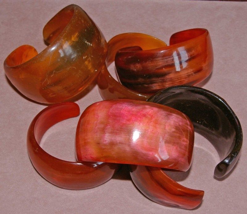 Les Bracelets - Bracelets en corne de zébu oranges
